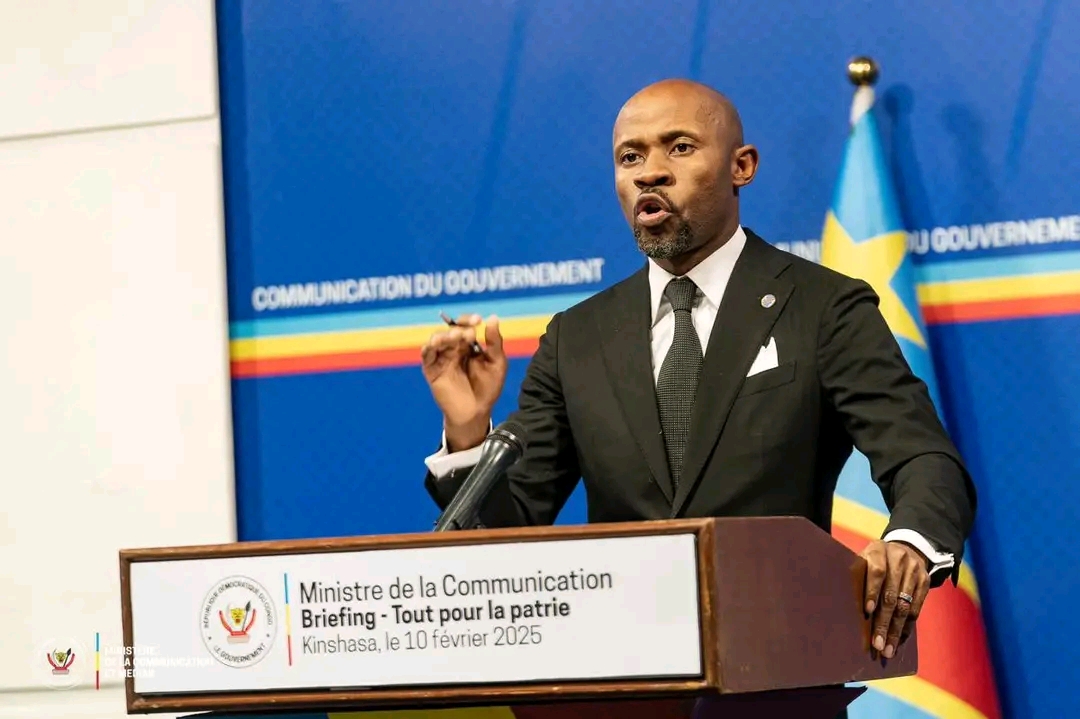 RDC : Patrick Muyaya évoque des liens présumés entre Kabila et le M23 dans une déclaration controversée
