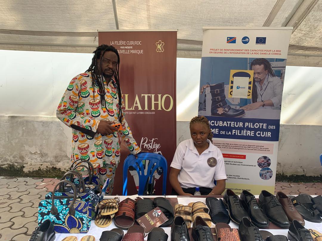 #RDC : L’entrepreneuriat a été considéré jeudi comme un secteur essentiel pour le développement du pays lors de la deuxième édition de la Congo Business Exposition, tenue à la Maison de l’entrepreneuriat à Limete, au centre de Kinshasa, capitale de la République démocratique du Congo (RDC).