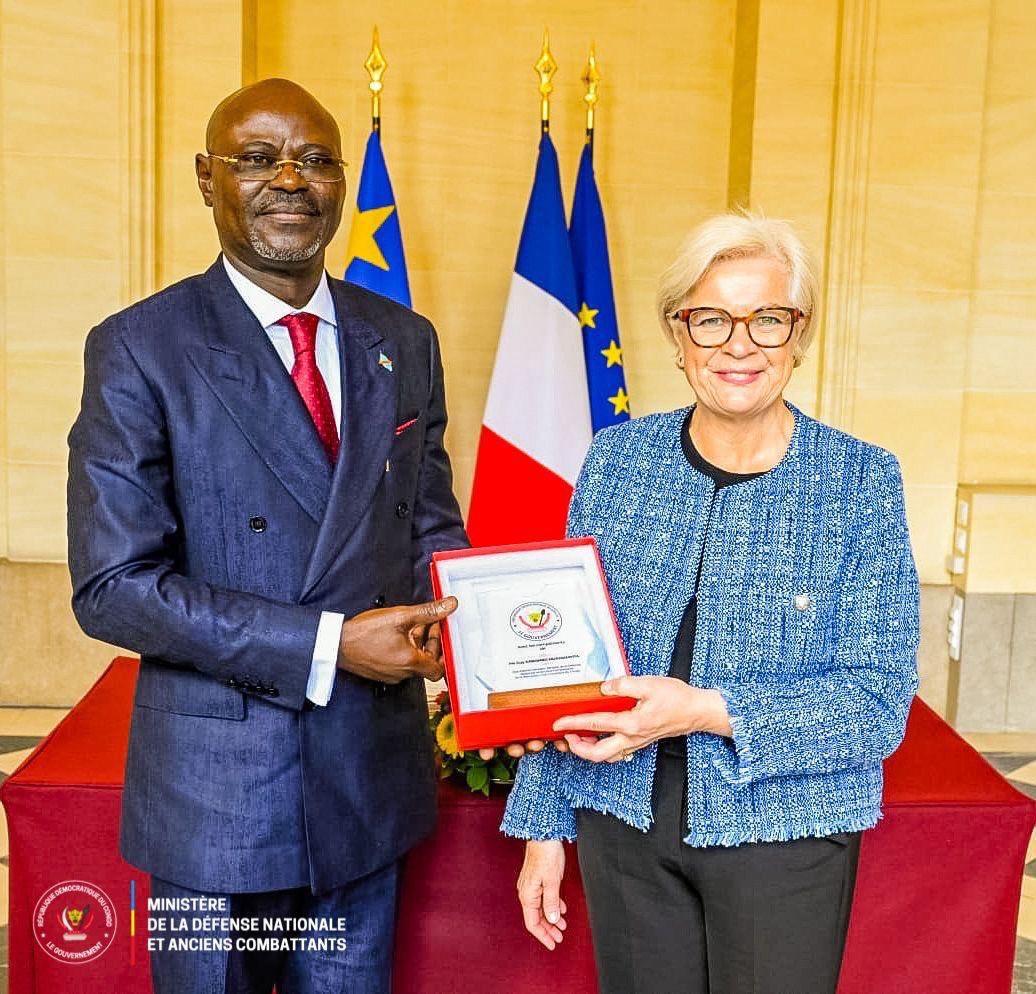 Défense: la consolidation de la coopération militaire entre la France et la République démocratique du Congo (RDC) a été au centre des échanges jeudi à Paris, en France, entre le ministre congolais de la Défense et son homologue française, selon une source officielle.