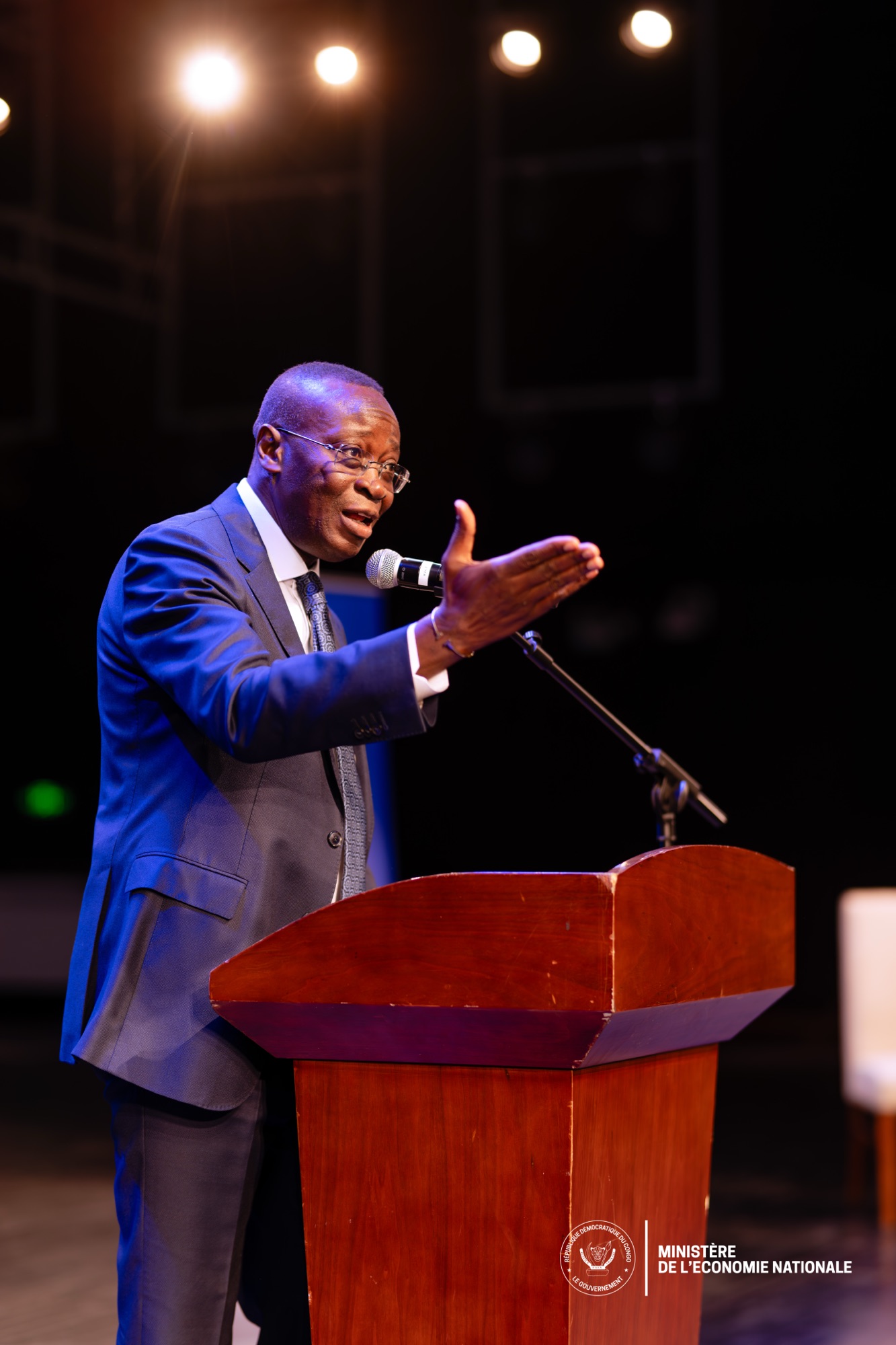 PETIT COMMERCE ET VENTE AU DÉTAIL : Daniel Mukoko Samba lance la phase de conformité et de contrôle